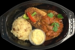 Pljeskavica Med Rösti, Bearnaisesås & Mexikansås